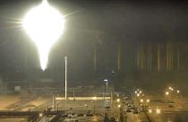 نيران مشتعلة في محطة زابوريجيا للطاقة النووية في أوكرانيا، الجمعة ، 4 مارس، 2022.