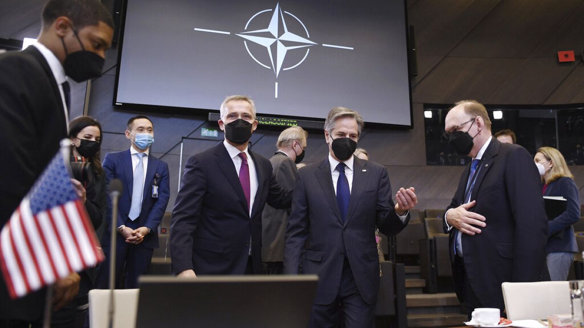 A NATO nemet mondott az ukránok kérésére: nem lesz repüléstilalmi zóna 
