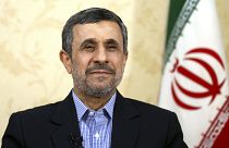 الرئيس الإيراني السابق محمود أحمدي نجاد في مكتبه في طهران، إيران