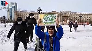 Акция протеста против войны на Украине в Хабаровске