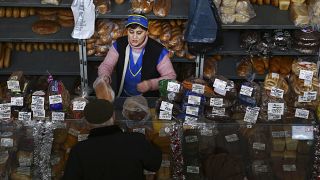 یک فروشگاه موادغذایی در اوکراین