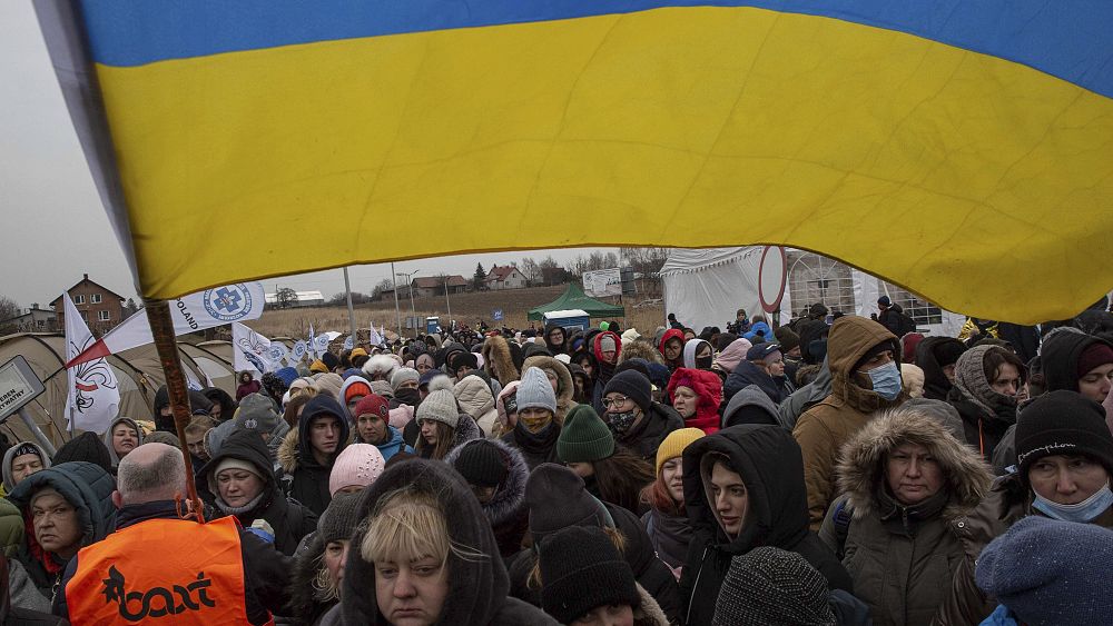 Granica między Polską a Ukrainą zapada się z powodu masowego napływu uchodźców