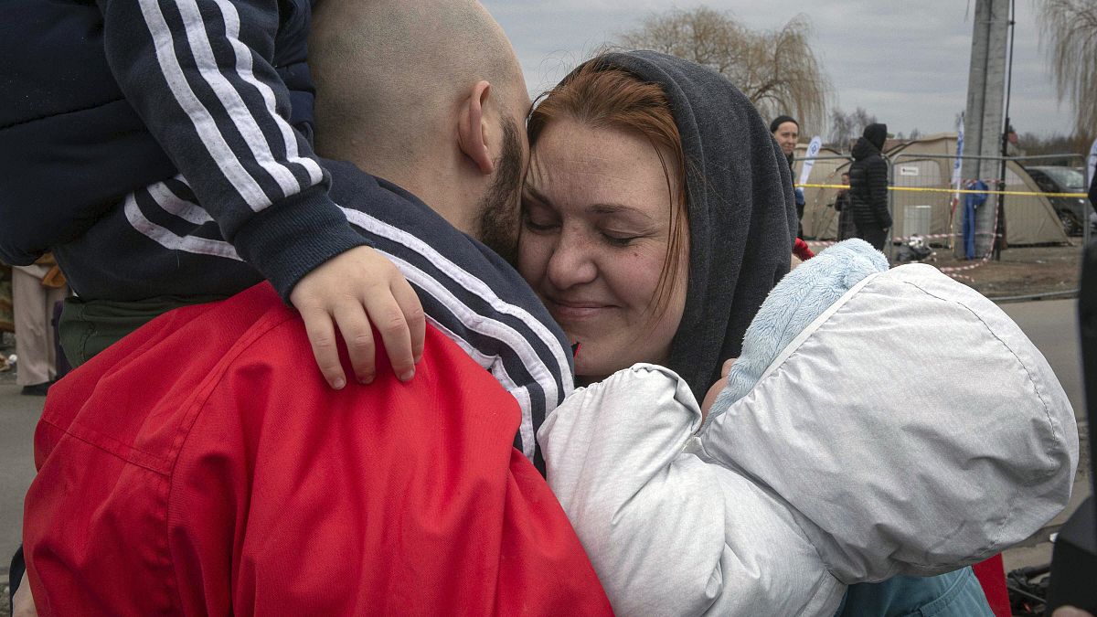 Reportage à Przemyśl en Pologne, confrontée à un afflux continu de réfugiés ukrainiens