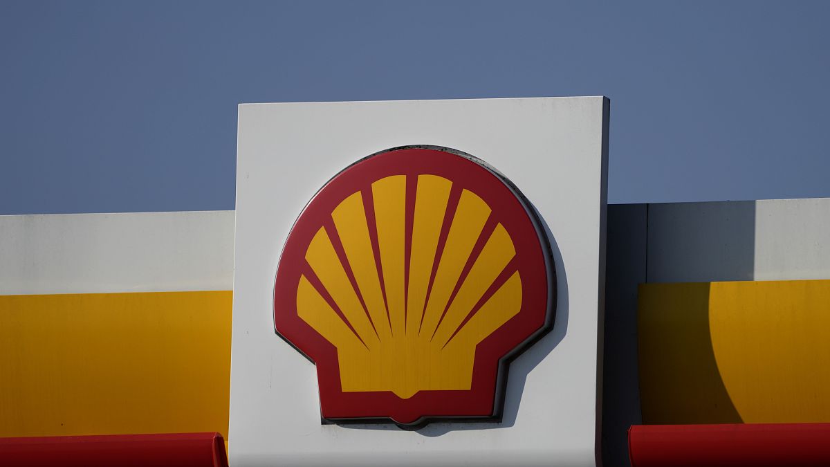 Nem vásárol többé gázt és olajat Oroszországtól a Shell