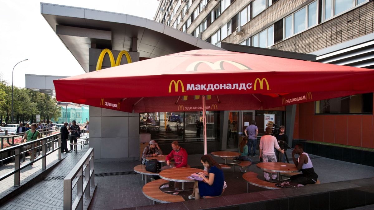 مطعم لماكدونالدز في روسيا