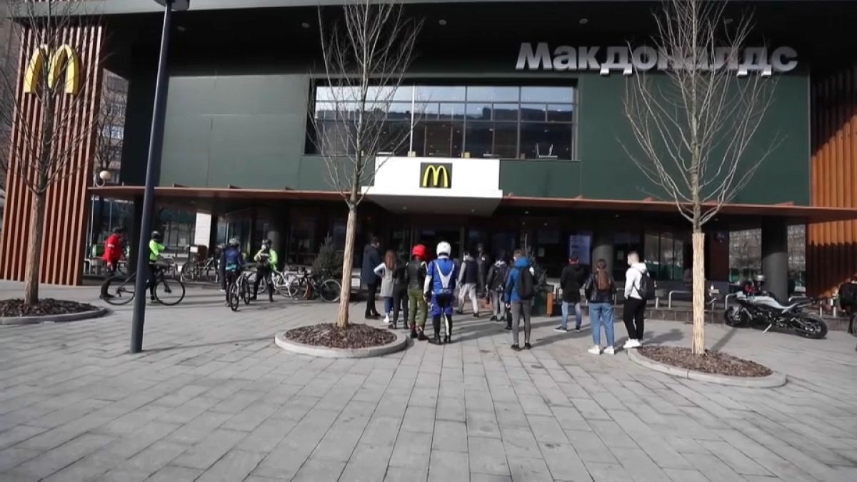 McDonald's fecha os 850 restaurantes na Rússia devido á invasão da Ucrânia 