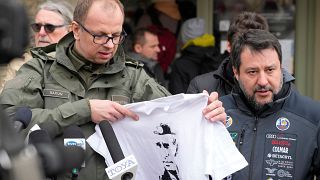 Bakun, Salvini és a putyinos póló a sajtótájékoztatón