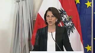 Karoline Edtstatler, ministra austriaca degli Affari europei. Ha annunciato la fine della vaccinazione obbligatoria.