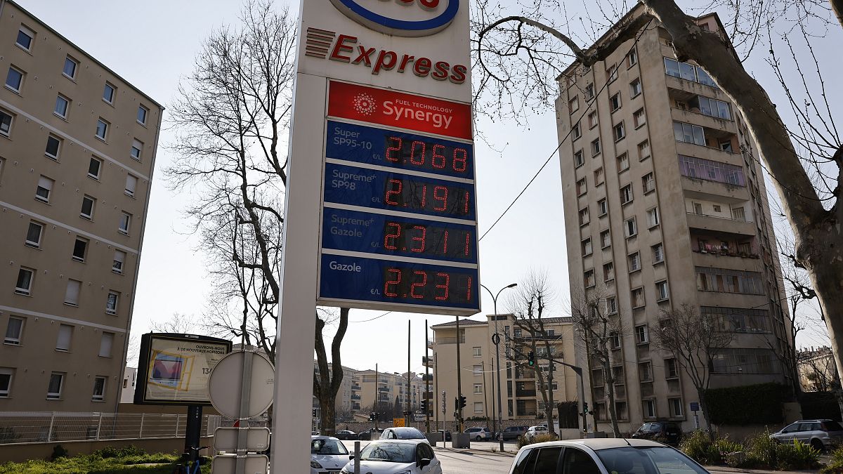 Цены на топливо во Франции после двух недель военных действий на Украине