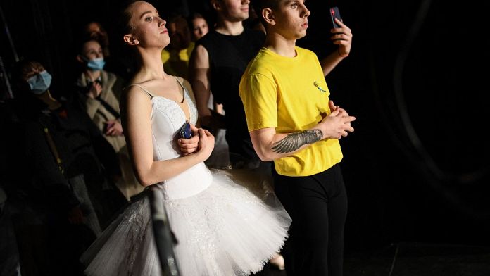 Paris oferece teatro ao Ballet de Kiev