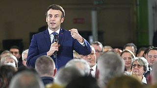 Emmanuel Macron egy kampánygyűlésen Poissyban 2022. március 7.-én