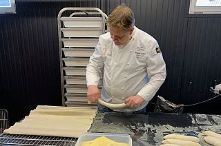 Arnaud Szalies at work in his Brussels bakery. 