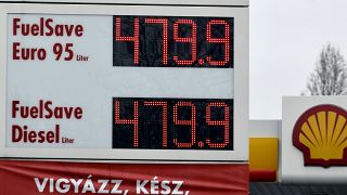 Árak egy magyarországi benzinkútnál – képünk illusztráció