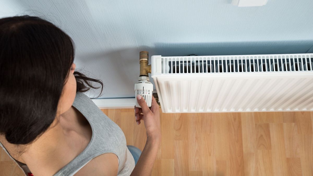 Turn Down Radiator Turning down your thermostat really can ease a gas supply crisis - here ...