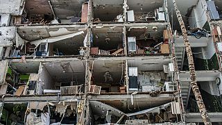 Un palazzo distrutto dai bombardamenti a Kharkiv, Ucraina