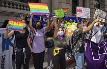 Guatemala: proteste contro la legge che vieta i matrimoni omosessuali