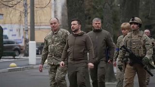 El presidente de Ucrania Volodímir Zelenski aseguró que es sólo cuestión de tiempo que los cohetes rusos caigan en estados miembros de la OTAN