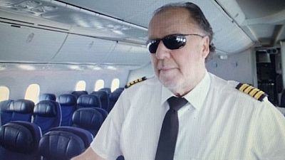 Voluntarios que llegan volando a ayudar a los refugiados ucranianos Voluntarios que llegan volando a ayudar a los refugiados ucranianos