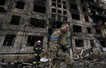 Vários bairros da capital ucraniana bombardeados