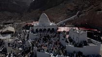 Yemen's tomb of Prophet Hud draws crowds for a four-day pilgrimage