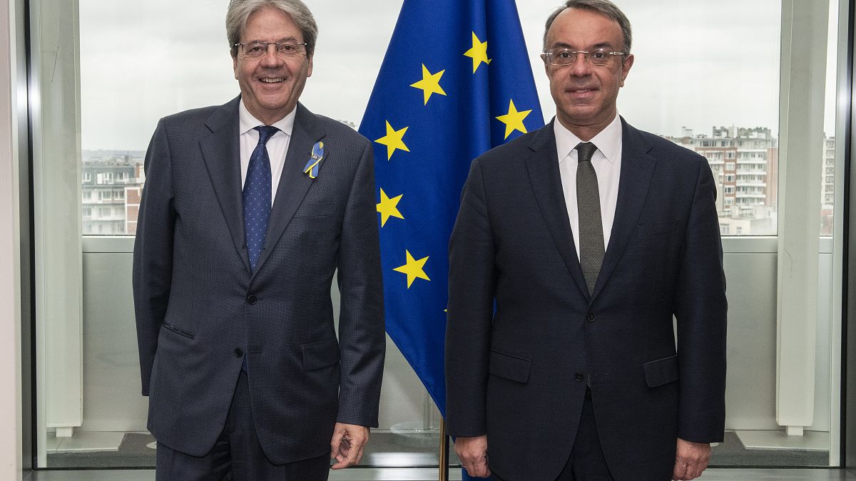 Πάολο Τζεντιλόνι και Χρήστος Σταϊκούρας πριν το Eurogroup
