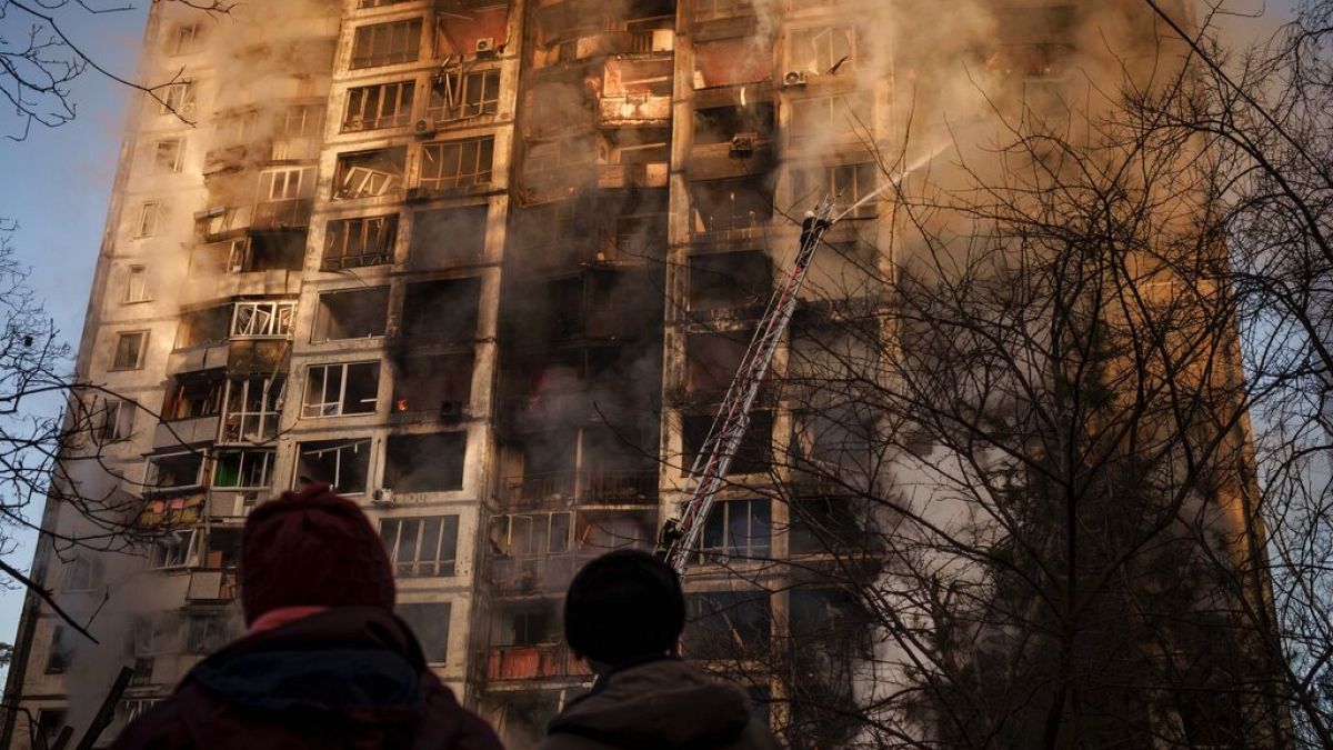 Το αποτέλεσμα των πρωινών βομβαρδισμών στο Κίεβο