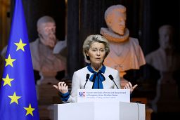 رئيسة المفوضية الأوروبية فون دير لايين 