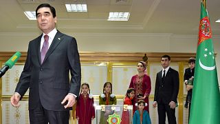 رئيس تركمانستان الحالي قربان قولي بردي محمدوف