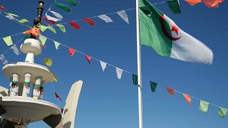 فيلم "لا تحكوا لنا المزيد من القصص" يعيد كتابة تاريخ حرب الجزائر ضد الاستعمار الفرنسي بمنظور مختلف