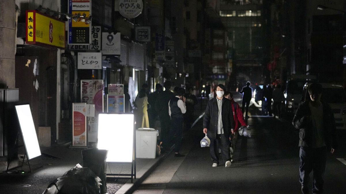 Terramoto no Japão deixa milhões às escuras