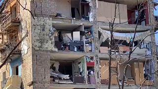 Bomben fliegen auf Wohngebiete - ein Bericht aus Kiew