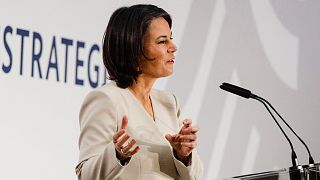 Annalena Baerbock külügyminiszter a nemzetbiztonsági stratégia bemutatóján, Berlinben