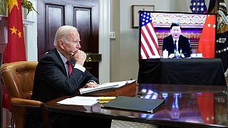 ABD Başkanı Biden ile Çin Devlet Başkanı Şi Rusya'nın Ukrayna'yı işgalini görüştü