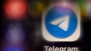Archives : logo de l'application de messagerie Telegram sur un smartphone, le 08/11/2021