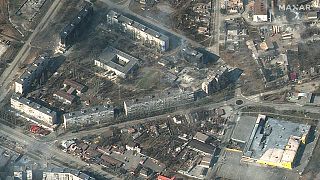 Imagem de satélite da destruição em Mariupol