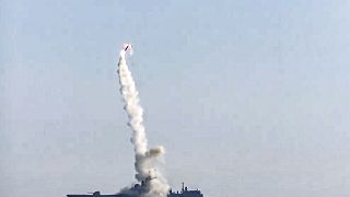 أطلقت الفرقاطة الأدميرال جورشكوف التابعة للبحرية الروسية في 19 يوليو 2021 صاروخ زيركون فرط صوتي جديد.