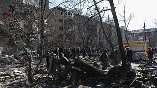 Tüzérségi támadások pusztítása Kijevben