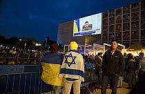 Vor der Knesset versammelten sich Tausende, um die Ansprache live zu verfolgen