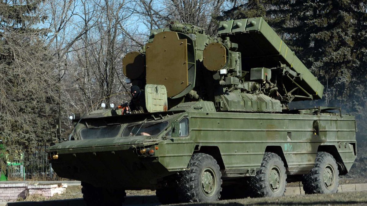 NATO'nun SA-8 olarak kaydettiği füze sistemi, Rusya tarafından 9K33 Osa olarak adlandırılıyor. 