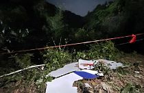 Çin'de China Eastern Havayolları'na ait, 132 kişiyi taşıyan yolcu uçağı, ülkenin güneybatısındaki Guangşi Cuang Özerk Bölgesi'nde düştü