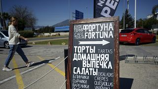 Restaurante russo em Marbella convida clientes a uma visita