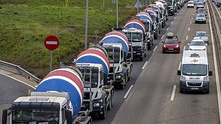 Camiones protestan contra el alto precio del combustible en Parla, en las afueras de Madrid, España, el martes 22 de marzo de 2022