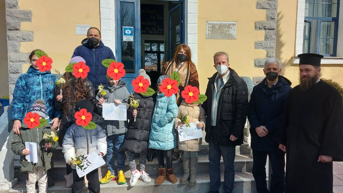 Υποδοχή οχτώ προσφυγόπουλων από την Ουκρανία σε δημοτικό σχολείο στους Τσάκους Αλμωπίας