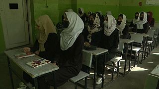Niñas afganas en su frustrada vuelta a clase, en Kabul, el 23 de marzo de 2022.