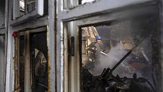 Ukrajna: lakóházat és hidat is lerombolt az orosz hadsereg