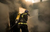 Feuerwehreinsatz nach einem Angriff in Kiew