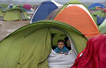 Yunanistan-Kuzey Makedonya sınırını geçmek için bekleyen Suriyeli mülteciler / Arşiv