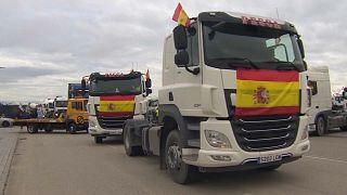 Camioneros en huelga en España