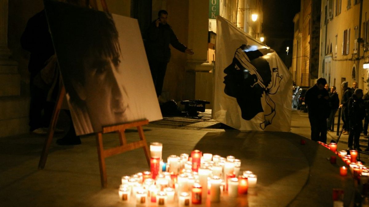 Francia, altissima tensione per i funerali del leader corso Yvan Colonna