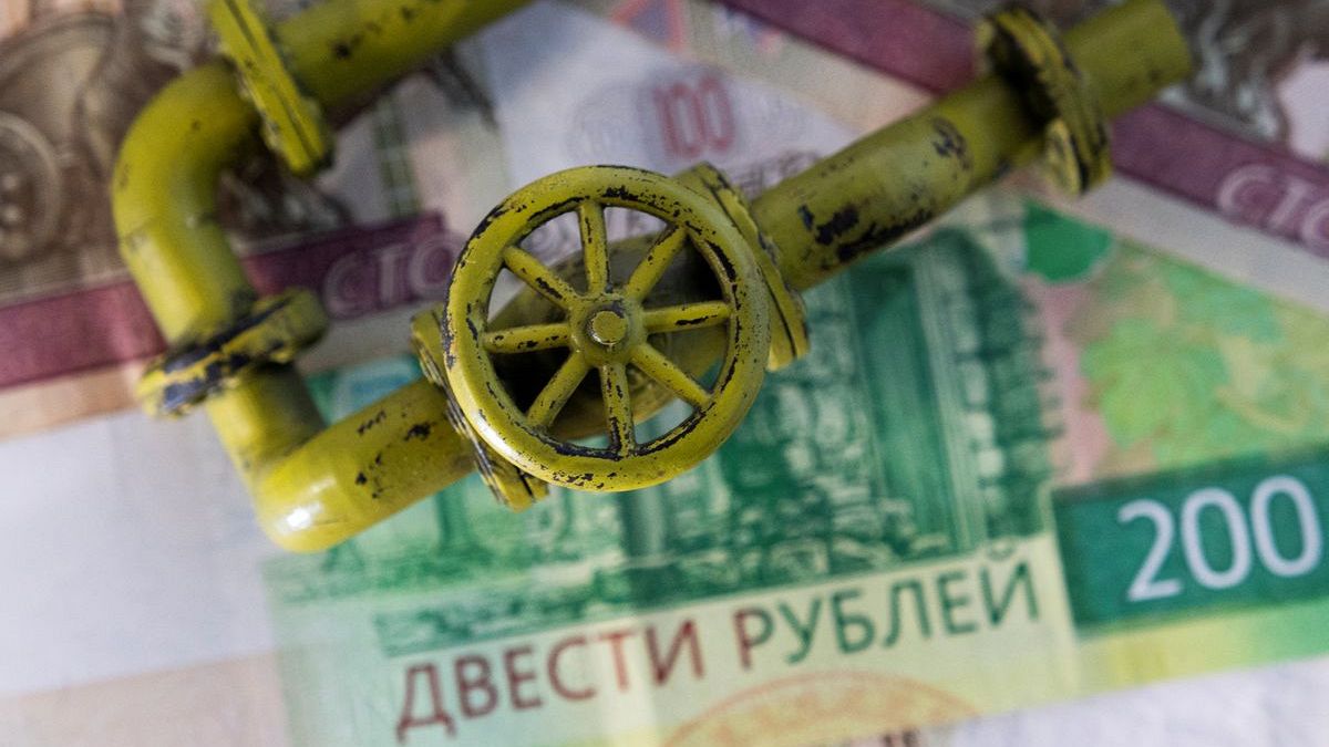 پرداخت پول گاز صادراتی روسیه به اروپا با روبل به جای دلار و یورو
